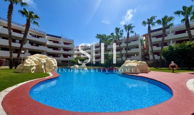 Resale - Apartment / flat - Orihuela Costa - Punta Prima