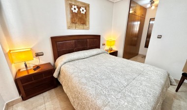 Resale - Apartment / flat - Torrevieja - Centro