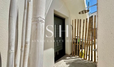 Resale - Villa - San Miguel de Salinas - Blue Lagoon - Galán