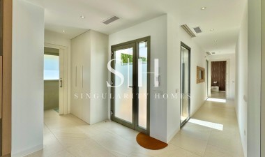 Resale - Villa - Orihuela - Las Colinas Golf