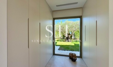 Resale - Villa - Orihuela - Las Colinas Golf