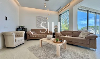 Resale - Villa - Orihuela - Las Colinas Golf