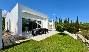 Resale - Villa - Orihuela - Las Colinas Golf