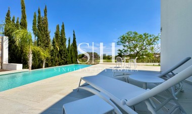 Resale - Villa - Orihuela - Las Colinas Golf