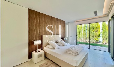 Resale - Villa - Orihuela - Las Colinas Golf