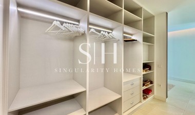 Resale - Villa - Orihuela - Las Colinas Golf