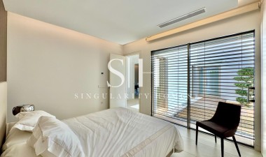 Resale - Villa - Orihuela - Las Colinas Golf