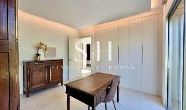 Resale - Villa - Orihuela - Las Colinas Golf