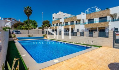 Resale - House - Villamartin - Orihuela costa