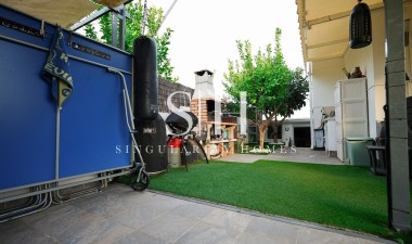 Resale - House - Torrevieja - aguas nuevas