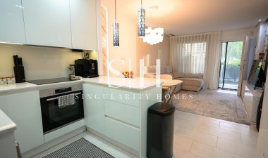 Resale - House - Torrevieja - aguas nuevas