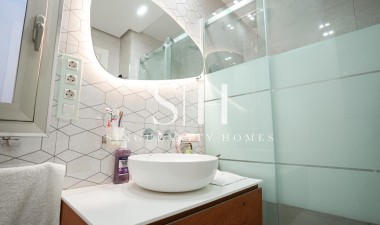 Resale - House - Torrevieja - aguas nuevas