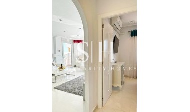Resale - Villa - San Miguel de Salinas - Inland