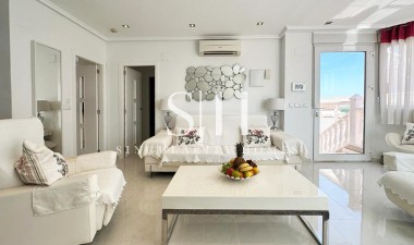 Resale - Villa - San Miguel de Salinas - Inland