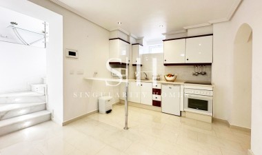 Resale - Villa - San Miguel de Salinas - Inland