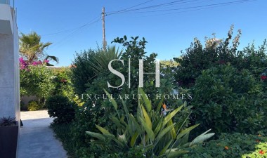 Odsprzedaż - Villa - Torrevieja - Torreta Florida