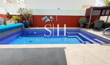 Odsprzedaż - Villa - Los Montesinos - Costa Blanca
