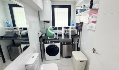 Odsprzedaż - Villa - Los Montesinos - Costa Blanca