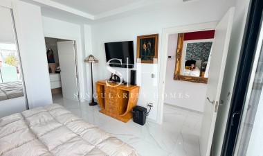 Odsprzedaż - Villa - Los Montesinos - Costa Blanca