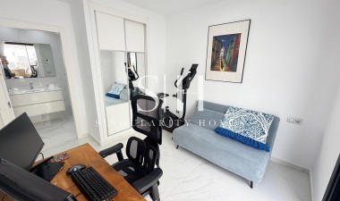 Odsprzedaż - Villa - Los Montesinos - Costa Blanca