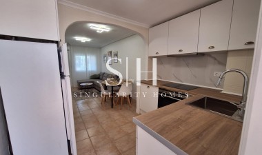 Odsprzedaż - Bungalow - Torrevieja - Sector 25