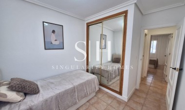 Odsprzedaż - Bungalow - Torrevieja - Sector 25