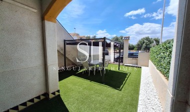 Odsprzedaż - Bungalow - Torrevieja - Sector 25