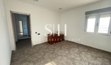 Odsprzedaż - Villa - Torrevieja - La Siesta - El Salado - Torreta