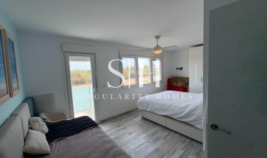 Odsprzedaż - Villa - Torrevieja - La Siesta - El Salado - Torreta