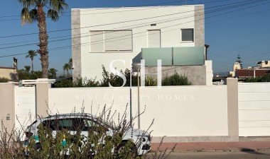 Odsprzedaż - Villa - Torrevieja - La Siesta - El Salado - Torreta