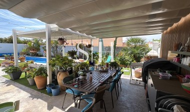 Odsprzedaż - Villa - Torrevieja - La Siesta - El Salado - Torreta