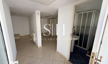 Återförsäljning - Villa - Torrevieja - Costa Blanca