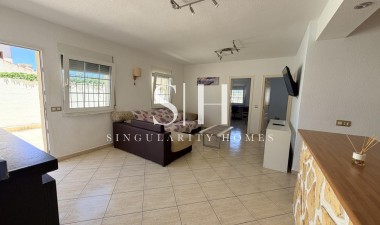 Återförsäljning - Villa - Torrevieja - Costa Blanca