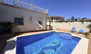 Återförsäljning - Villa - Torrevieja - Costa Blanca