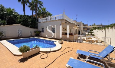 Återförsäljning - Villa - Torrevieja - Costa Blanca
