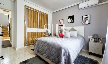 Wiederverkauf - Villa - Orihuela Costa - Costa Blanca