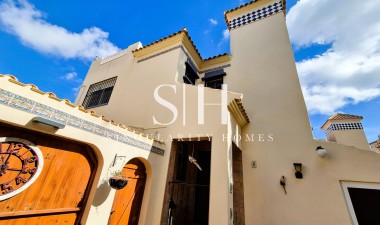 Wiederverkauf - Villa - Orihuela Costa - Costa Blanca