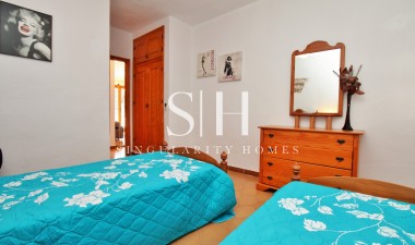 Resale - Apartment / flat - Orihuela Costa - Villamartin