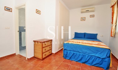 Resale - Apartment / flat - Orihuela Costa - Villamartin