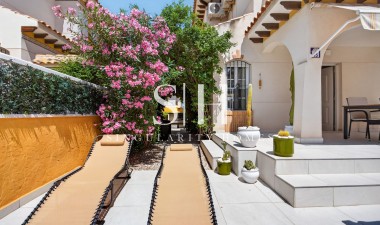 Wiederverkauf - Villa - Orihuela Costa - Costa Blanca