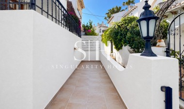 Återförsäljning - Bungalow - Torrevieja - Costa Blanca