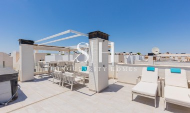 Odsprzedaż - Villa - Orihuela Costa - Lomas de Cabo Roig