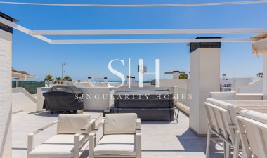 Odsprzedaż - Villa - Orihuela Costa - Lomas de Cabo Roig
