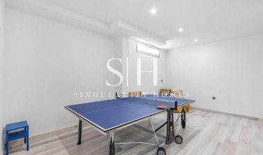 Odsprzedaż - Villa - Orihuela Costa - Lomas de Cabo Roig
