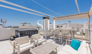 Odsprzedaż - Villa - Orihuela Costa - Lomas de Cabo Roig