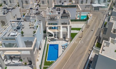 Odsprzedaż - Villa - Orihuela Costa - Lomas de Cabo Roig