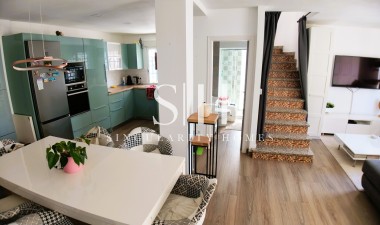 Resale - House - El Galan - Inland
