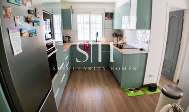 Resale - House - El Galan - Inland
