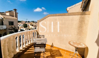 Resale - House - El Galan - Inland