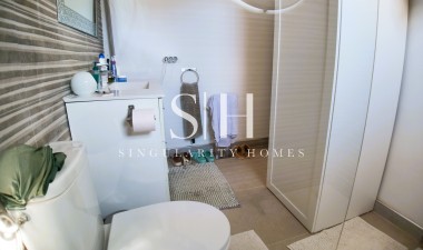 Resale - House - El Galan - Inland
